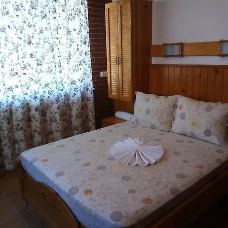 Гостевой дом Doctor's House Синеморец