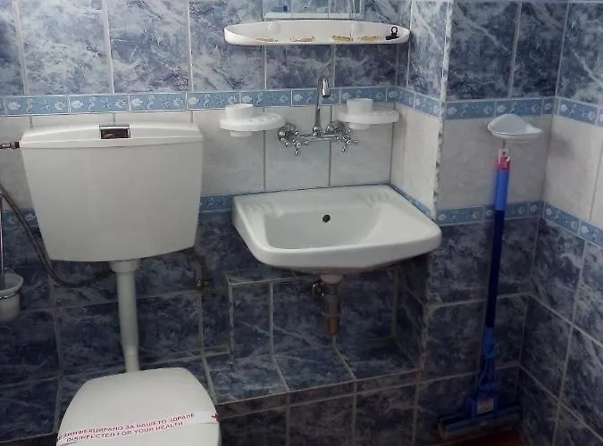 Πανσιόν Doctor's House Sinemoretz