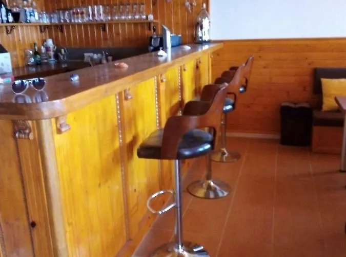 Doctor's House Πανσιόν Sinemoretz