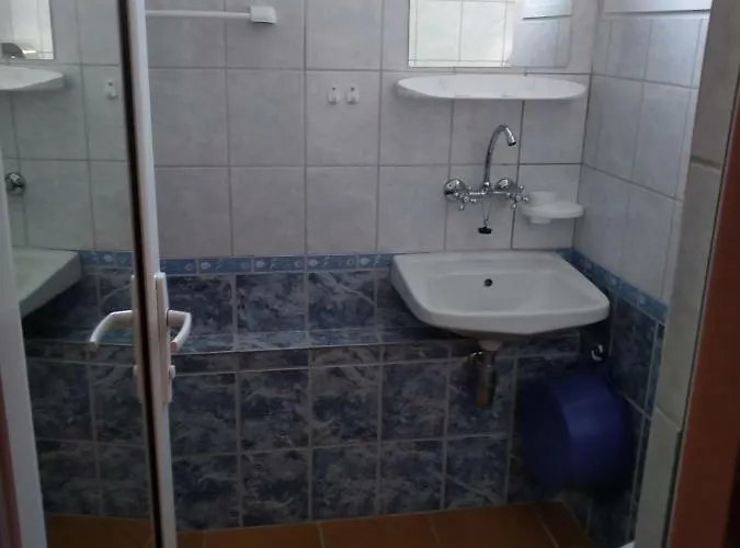 Doctor's House Πανσιόν Sinemoretz